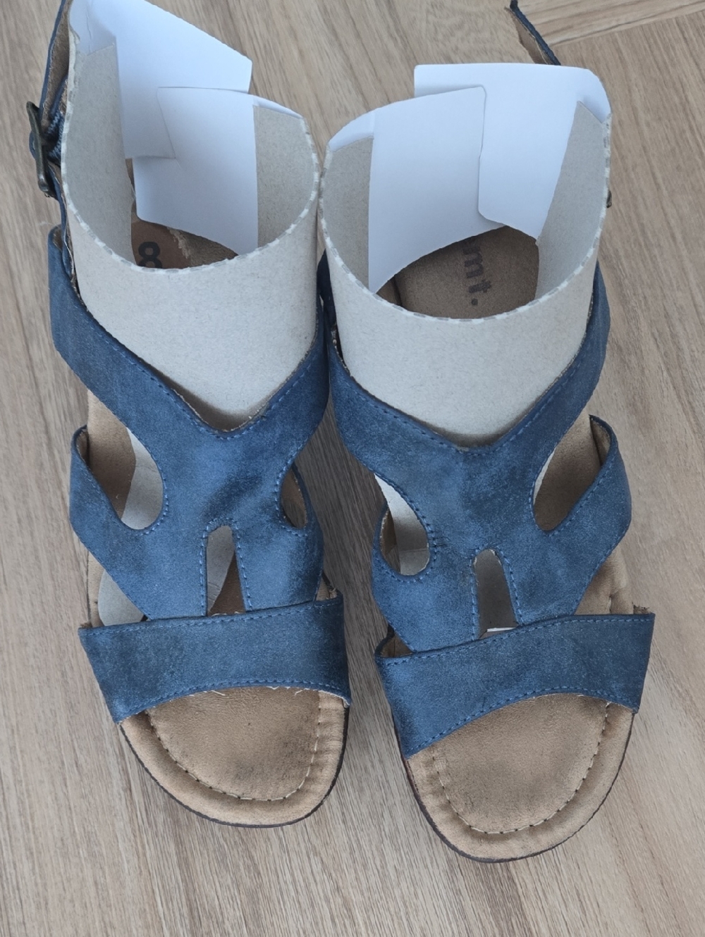 WHITEMT. Navy Blue Strappy Sandals 8